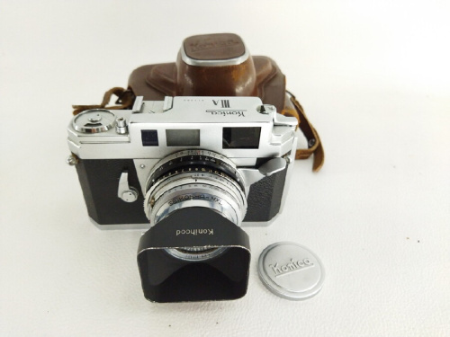 中古カメラのフィルムカメラ