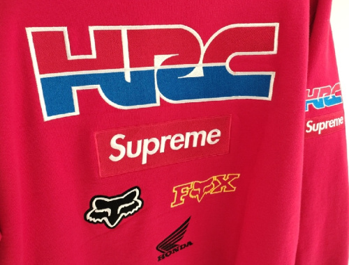 スウェットのシュプリーム