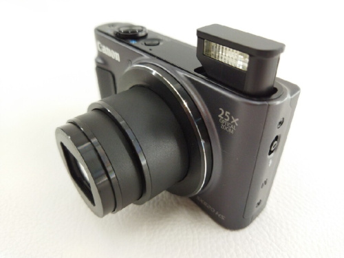 高級コンデジの高倍率レンズ