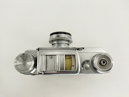 中古カメラのフィルムカメラ