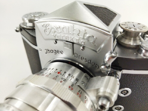 中古カメラのフィルムカメラ