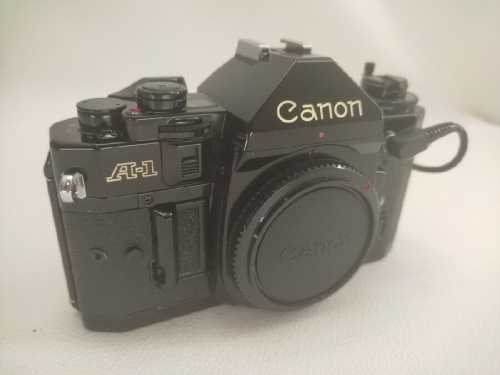 家具・家電の中古カメラ