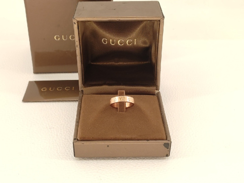 ファッションのブランド中古