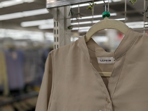 レディースのワンピース