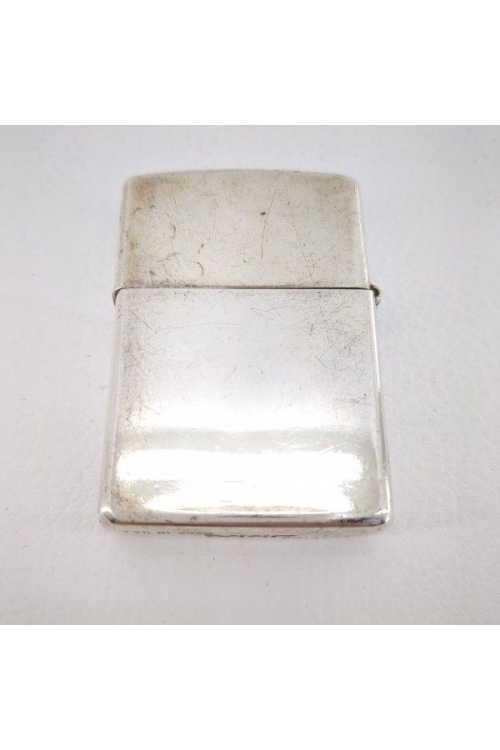 喫煙道具のオイルライター