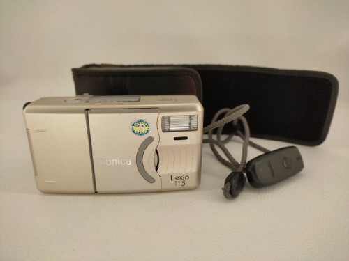 AV機器のフィルムカメラ