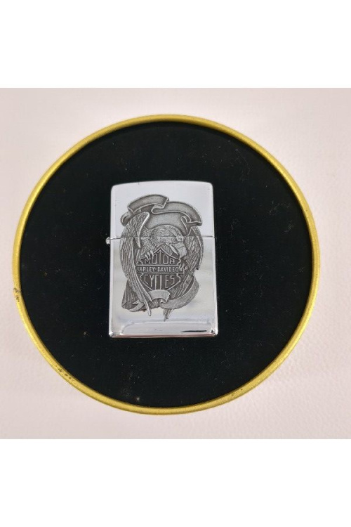 ライターのジッポー（ZIPPO）