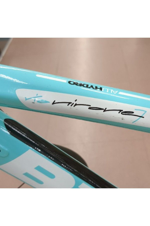 ロードバイクのBIANCHI