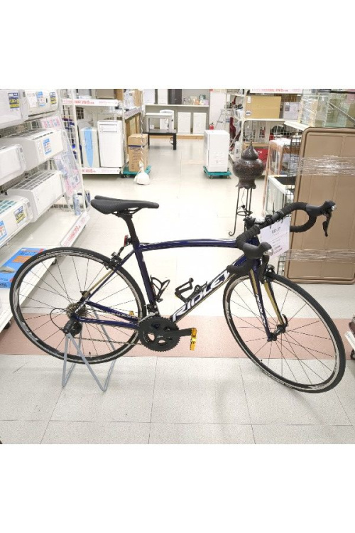 自転車のロードバイク