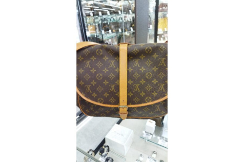 ルイ・ ヴィトン（LOUIS VUITTON）