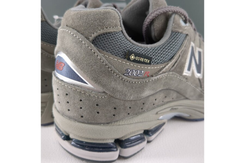 ニューバランス（New Balance）のゴアテックス