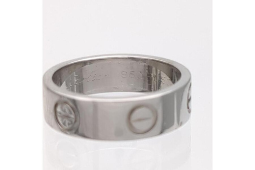 カルティエ(Cartier)のラブリング