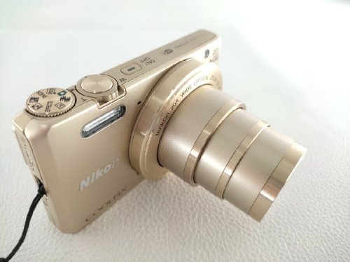 ニコンのデジタルカメラ