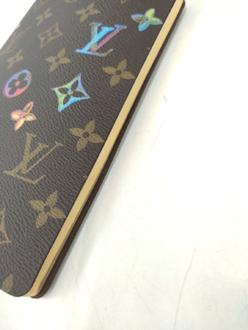 ノートのルイ・ ヴィトン(LOUIS VUITTON)