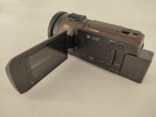パナソニック（Panasonic）のデジタルビデオカメラ
