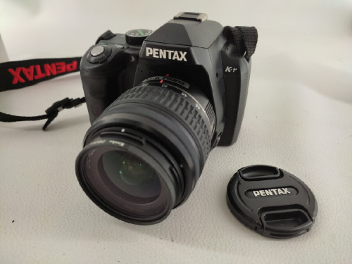 PENTAXのデジタル一眼レフカメラ