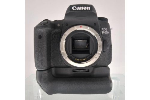 カメラのキヤノン（Canon）