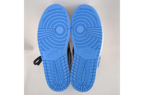 ナイキ（NIKE）のDZ5485-400