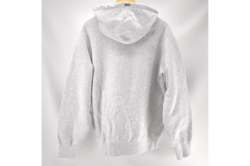 パーカーのシュプリーム(Supreme)