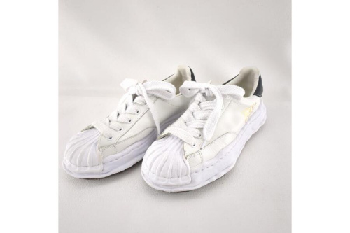 シューズ・靴のスニーカー