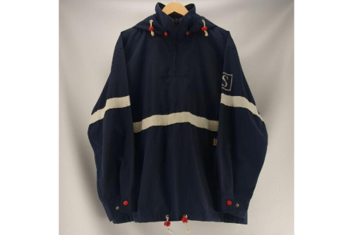 ファッションのパーカー