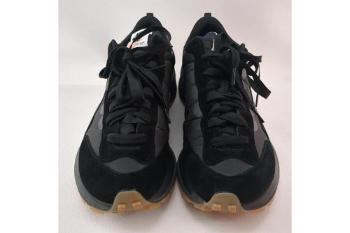 スニーカーのナイキ（NIKE）