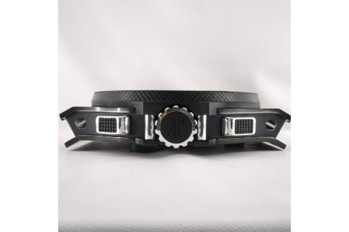 ビッグ・バン ウォールクロックのクォーツ