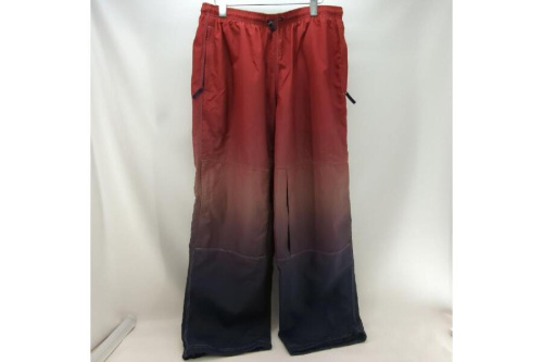 ファッションのパンツ