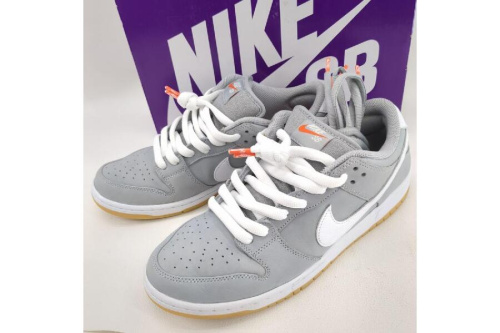 シューズ・靴のスニーカー