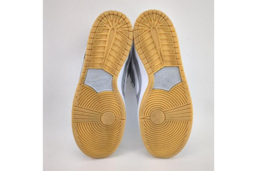 ナイキ（NIKE）のNIKE SB DUNK LOW PRM ISO