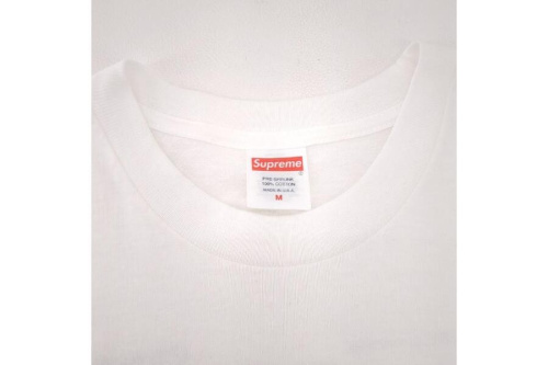 ファッションのTシャツ