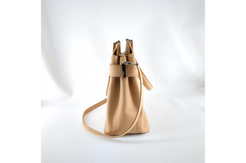 2WAYハンドバックのガンチーニ