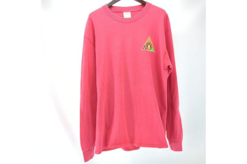 ファッションのTシャツ