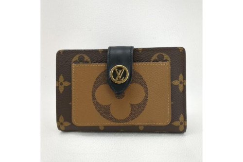 2つ折り財布のルイ・ ヴィトン（LOUIS VUITTON）