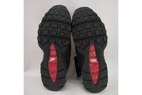 ナイキ（NIKE）のリーバイス(Levi's)