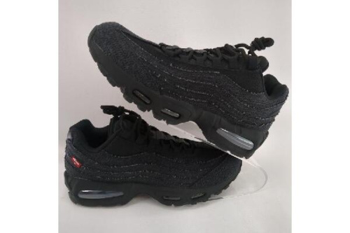 リーバイス(Levi's)のエアマックス95