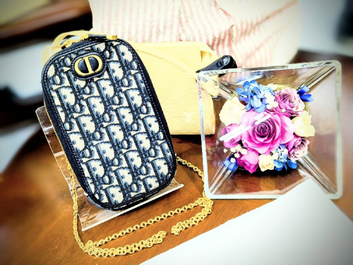 ブランドバッグのミニバッグ