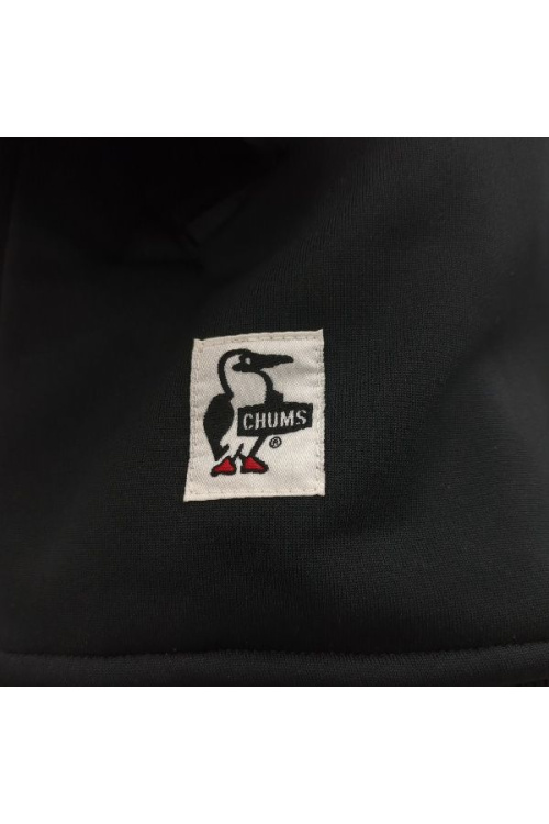 アウターのCHUMS