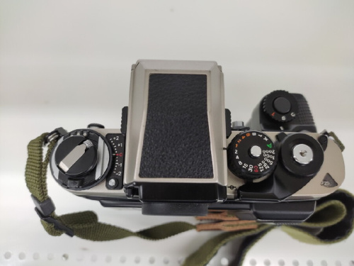 一眼レフカメラ