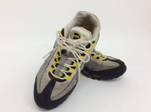 ファッションのスニーカー