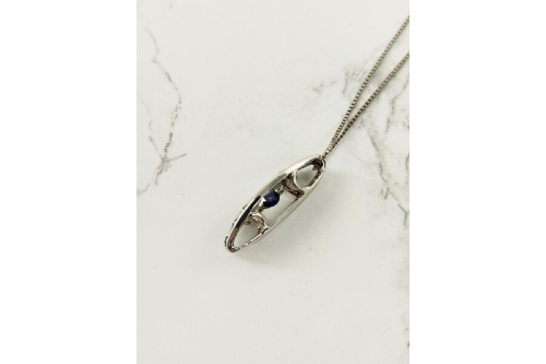 ネックレスのホワイトゴールド