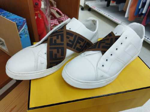 ファッションのFENDI(フェンディ)