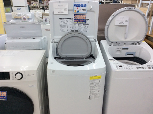 家具・家電の縦型洗濯乾燥機