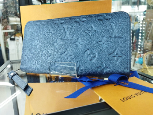 ブランドバッグ・財布のルイヴィトン