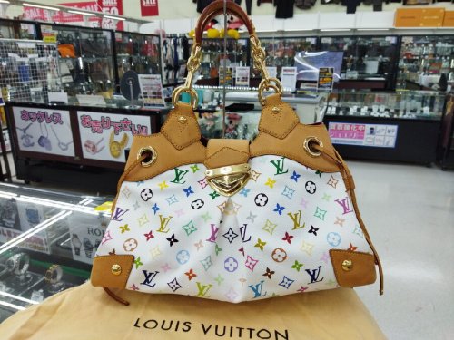 ブランドバッグ・財布のルイヴィトン