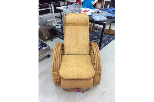 中古家具のラタン家具