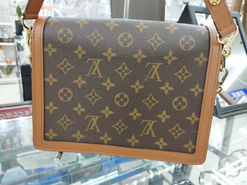 LOUISVUITTONのM44391