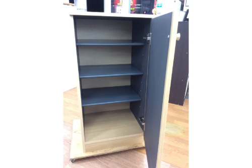 靴箱の新品家具