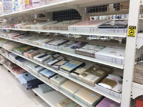 中古食器の急須