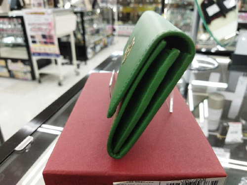 フェラガモの長財布